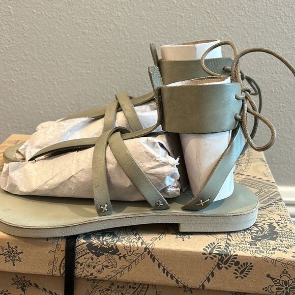 NWB Free People Vacation Day Wrap Sandals Leather Shoes Sky Blue Gray - Picture 8 of 10